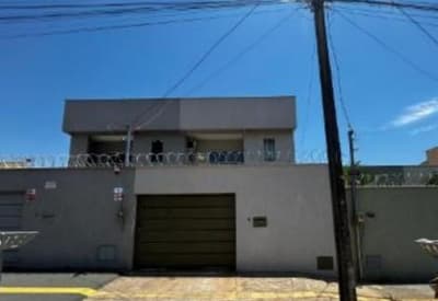 Casa em leilão em Goiânia - GO, bairro Setor Três Marias — Casa 153m², Setor Três Marias, Goiânia/GO - Ocupada