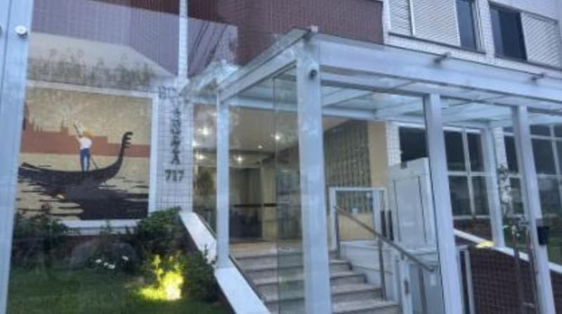 Foto 2 de 3: Apartamento em leilão em Florianópolis - SC — Apto. 125m², 01 vaga, Centro, em Florianópolis/SC - Ocupado