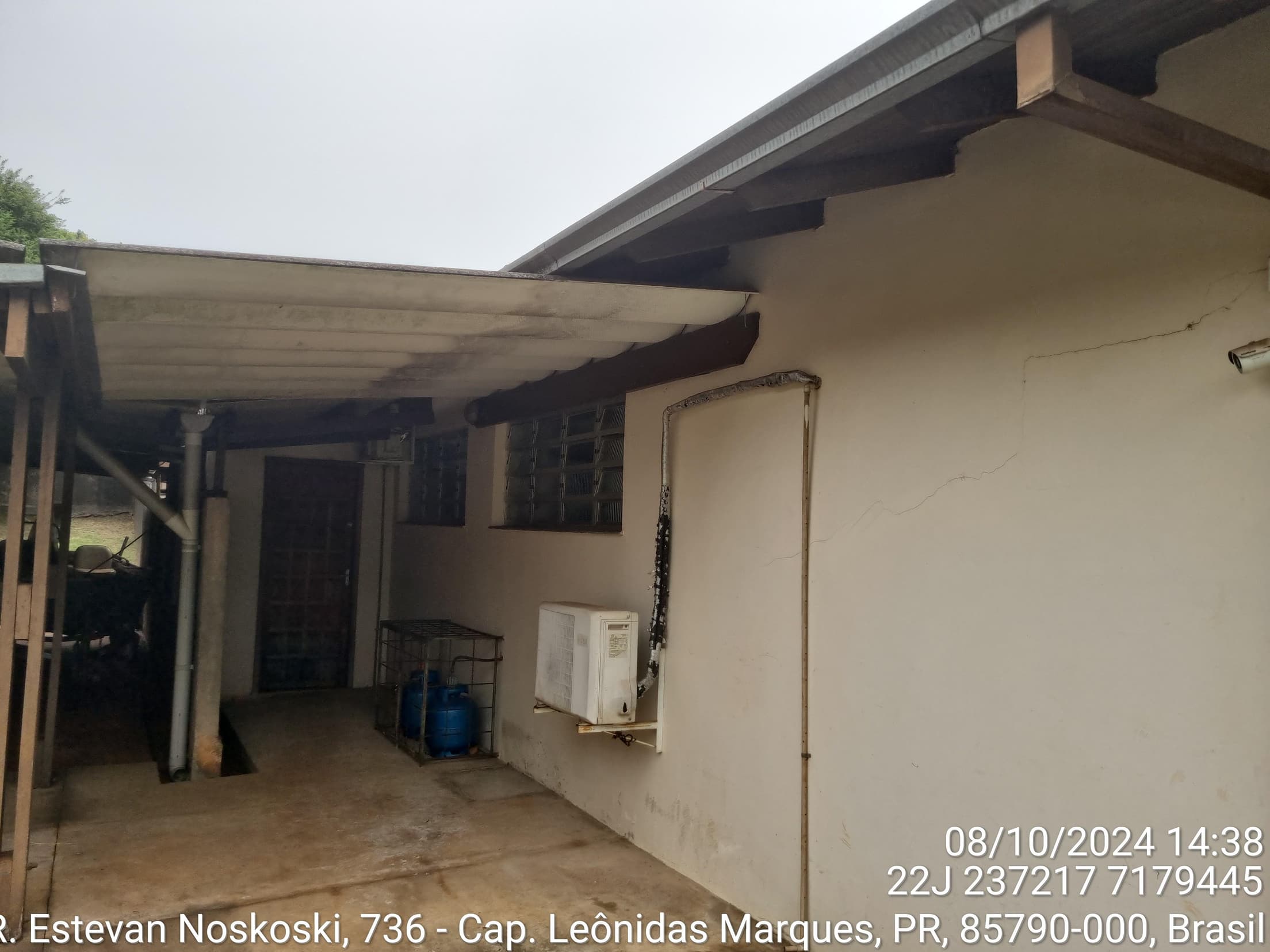 Foto 2 de 10: Casa em leilão em Capitão Leônidas Marques - PR — Casa 152m² Desocupada no Bairro Centro em Capitão Leonidas Marques/PR
