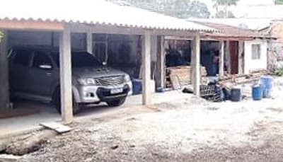 Foto 3 de 3: Terreno em leilão em Pinhais - PR, bairro Jardim Hipódromo — Lote de terreno nº 56, com uma edícula na Rua Angola, 207 ¿ Jardim Hipódromo ¿ Pinhais/PR