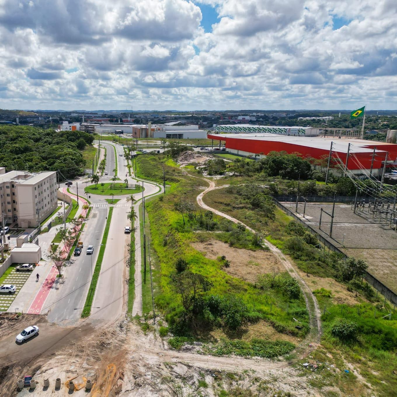Foto 1 de 6: Terreno em leilão em Camaçari - BA — Lote, Desocupado, CAMAÇARI / BA
