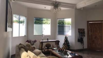 Foto 15 de 16: Casa em leilão em Campo Grande - MS — Casa de Alto Padrão 456m² com Piscina | Campo Grande-MS | Itanhangá Park | Excelente Localização - Próx. à Av. Ricardo Brandão e ao Comper Itanhangá - Financiamento em até 420 Meses!