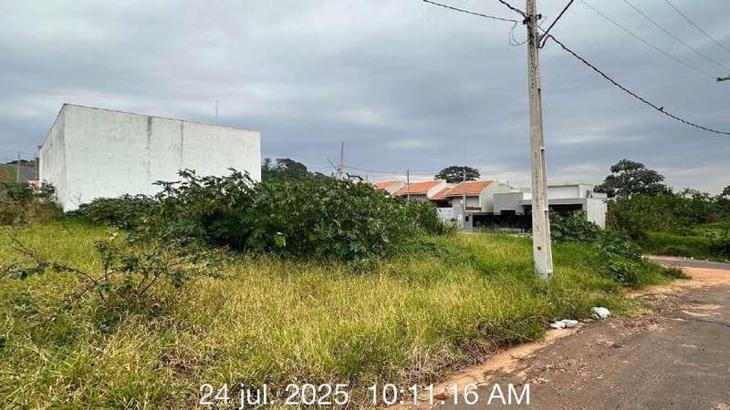 Foto 2 de 4: Terreno em leilão em Umuarama - PR, bairro Parque Irani — LOTE URBANO Nº 22, QUADRA 16 DO LOTEAMENTO PARQUE IRANI COM ÁREA DE 343,75M² SEM BENFEITORIAS EM UMUARAMA/PR