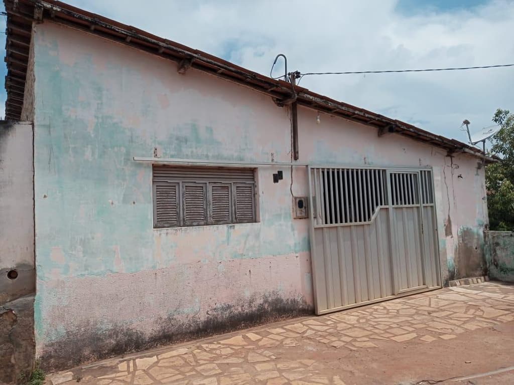 Casa em leilão em Touros - RN, bairro Centro — Casa 147m², Centro, Touros/RN - Ocupada