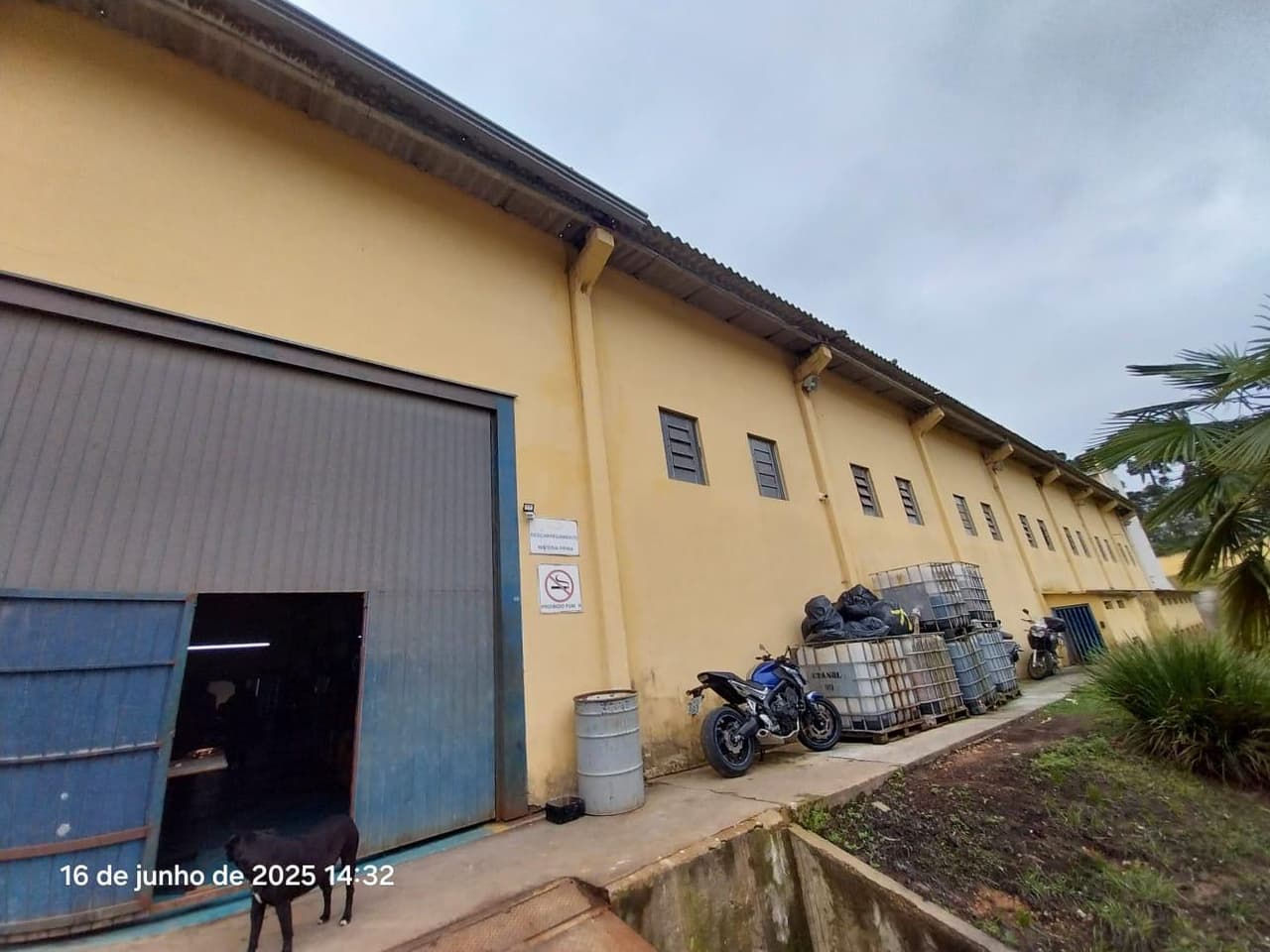 Foto 14 de 16: Terreno em leilão em Almirante Tamandaré - PR, bairro Campina do Arruda — Imóvel terreno de 17.095m² e 2.727m² de área construida, R Ver. Dirceu Pavoni, 246/272 em Alm. Tamandaré/PR. Massa Falida THI Bobinas.