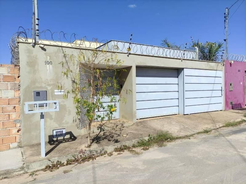 Foto 2 de 25: Casa em leilão em Lagoa Da Prata - MG, bairro Americo Silva — Casa, Lagoa Da Prata / MG