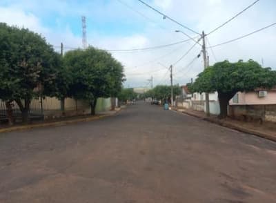 Foto 2 de 13: Comercial em leilão em Taquaritinga - SP, bairro Guariroba — Imóvel Industrial, A.T. 3.466,75m², possui 3 galpões, casa e escritório, Distrito de Guariroba