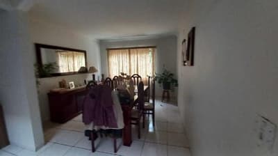 Foto 7 de 14: Casa em leilão em Umuarama - PR — Sobrado em Alvenaria com Área de 248m², área total de 390m² - Umuarama/PR