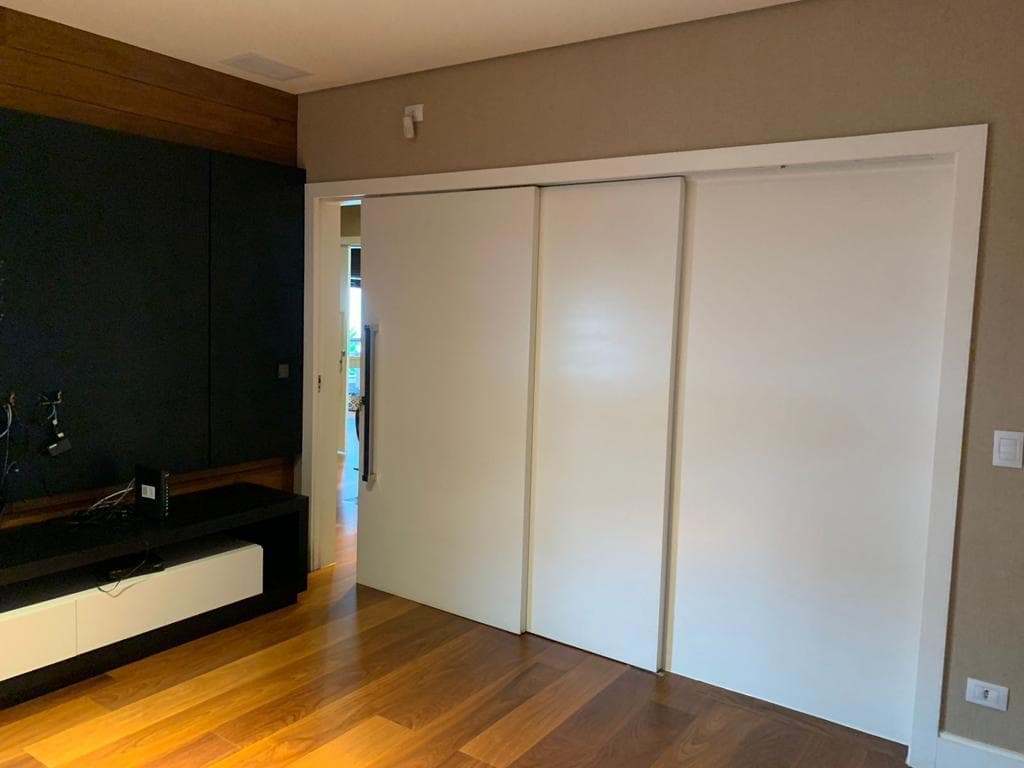 Foto 6 de 63: Casa em leilão em Marília - SP — CASA DE ALTO PADRÃO - JARDIM TROPICAL, MARILIA/SP - ÁREA DE 480m² - 4 SUÍTES, PISCINA AQUECIDA E SPA