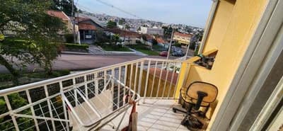 Foto 9 de 9: Casa em leilão em Curitiba - PR, bairro Alto — Direitos aquisitivos sobre o sobrado localizado na Rua Heitor Baggio Vidal, 1039, Bairro Alto - Curitiba/PR