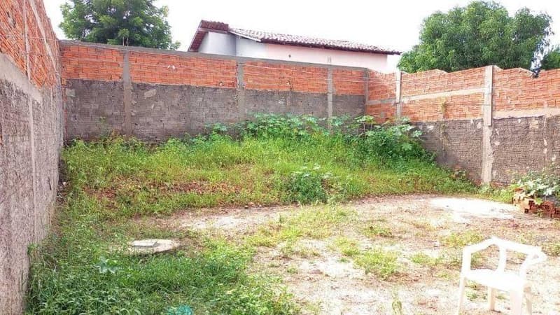 Foto 1 de 11: Casa em leilão em Caxias - MA, bairro Teso Duro — Casa 42m² com Terreno 250m² | Caxias-MA | Teso Duro - 2 Dormitórios e Amplo Terreno - Financiamento a partir de R$ 90mil