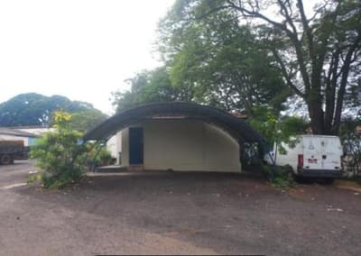 Foto 6 de 13: Comercial em leilão em Taquaritinga - SP, bairro Guariroba — Imóvel Industrial, A.T. 3.466,75m², possui 3 galpões, casa e escritório, Distrito de Guariroba