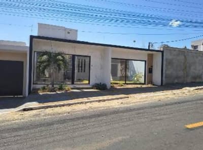 Foto 1 de 3: Casa em leilão em Caldas Novas - GO, bairro Estradaância Itaguaí — Casa, Caldas Novas / GO