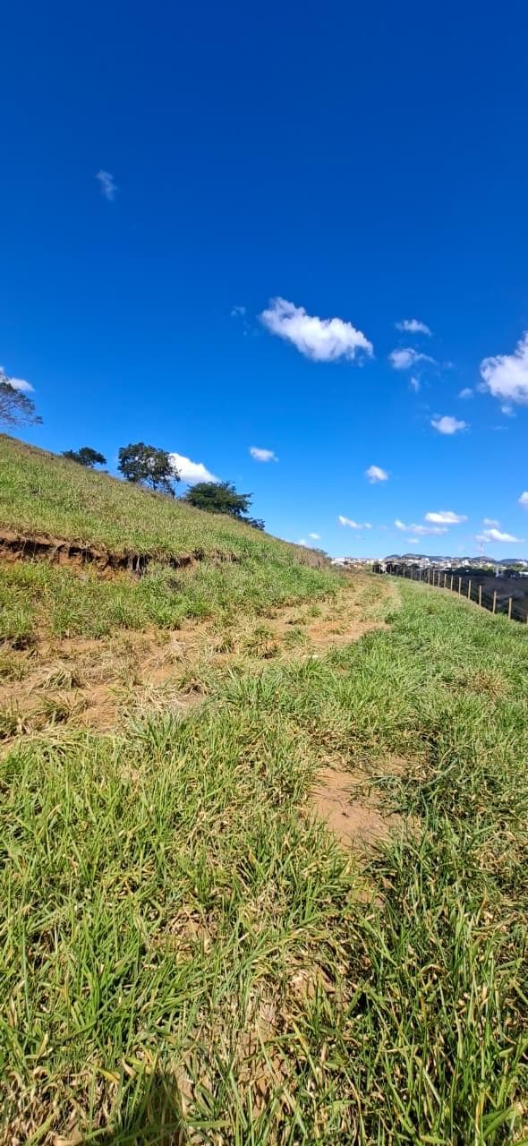 Foto 12 de 13: Terreno em leilão em Muriaé - MG, bairro Vila Conceição — TERRENO URBANO COM ÁREA TOTAL DE 1.688,82 m² - MURIAÉ/MG