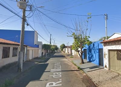 Foto 3 de 3: Terreno em leilão em Uberlândia - MG — Terreno 240m² c/ Construção, Desocupado no Guarani em Uberlandia/MG