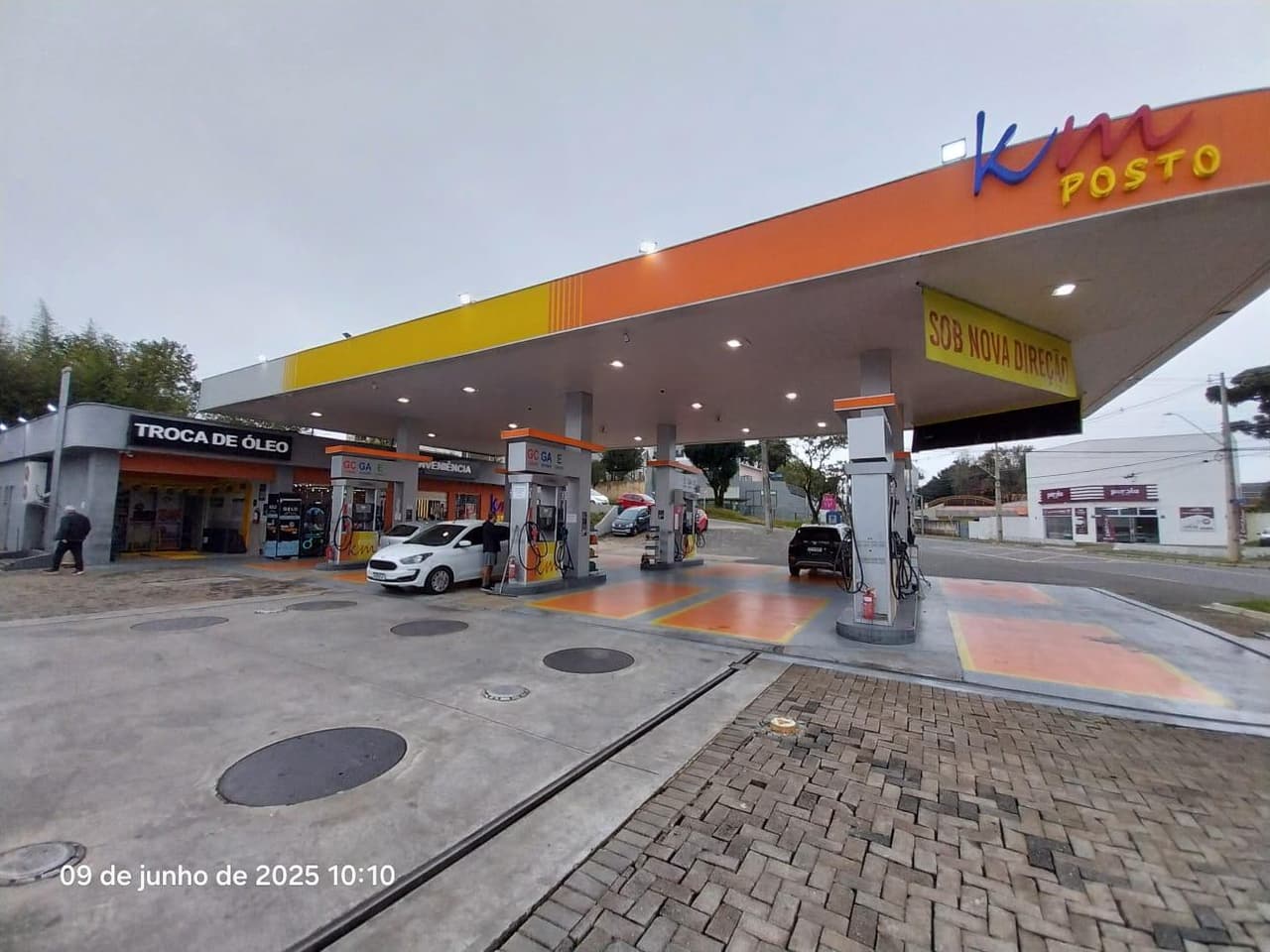 Foto 44 de 59: Comercial em leilão em Curitiba - PR, bairro Vista Alegre — Posto de Combustível com área de terreno total de 3.126,40m², benfeitorias de área total de 477,00m², localizado na Rua Miguel Tschennerl, 47, Vista Alegre, Curitiba/PR