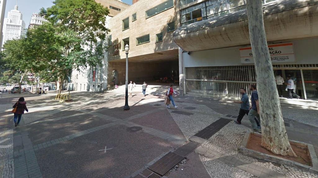 Foto 4 de 17: Comercial em leilão em São Paulo - SP, bairro República — Conjunto Comercial 253m² | Av. São João, 313 | 17º Andar | Vista p/ o Vale do Anhangabaú e Metrô República a 3min: Oportunidade no Coração de SP!
