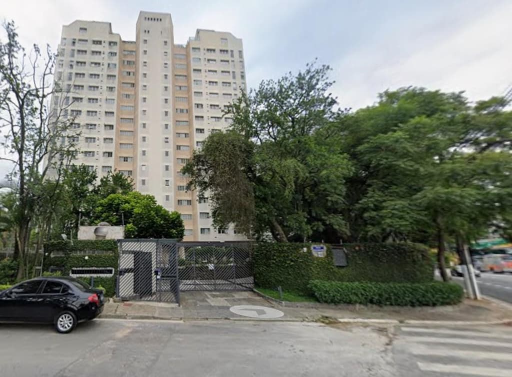 Apartamento em leilão em São Paulo - SP, bairro Butant — 18ª Vara Cível do Foro Central SP - Apto 211m² Morumbi SP c/ 3 Vagas