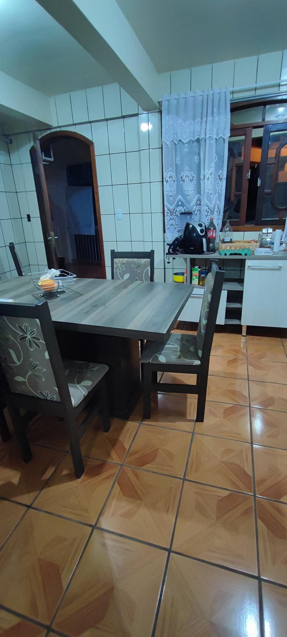 Foto 7 de 12: Casa em leilão em Blumenau - SC — Imóvel com aproximadamente 480m², contendo 2 casas, bairro Valparaíso, Blumenau/SC
