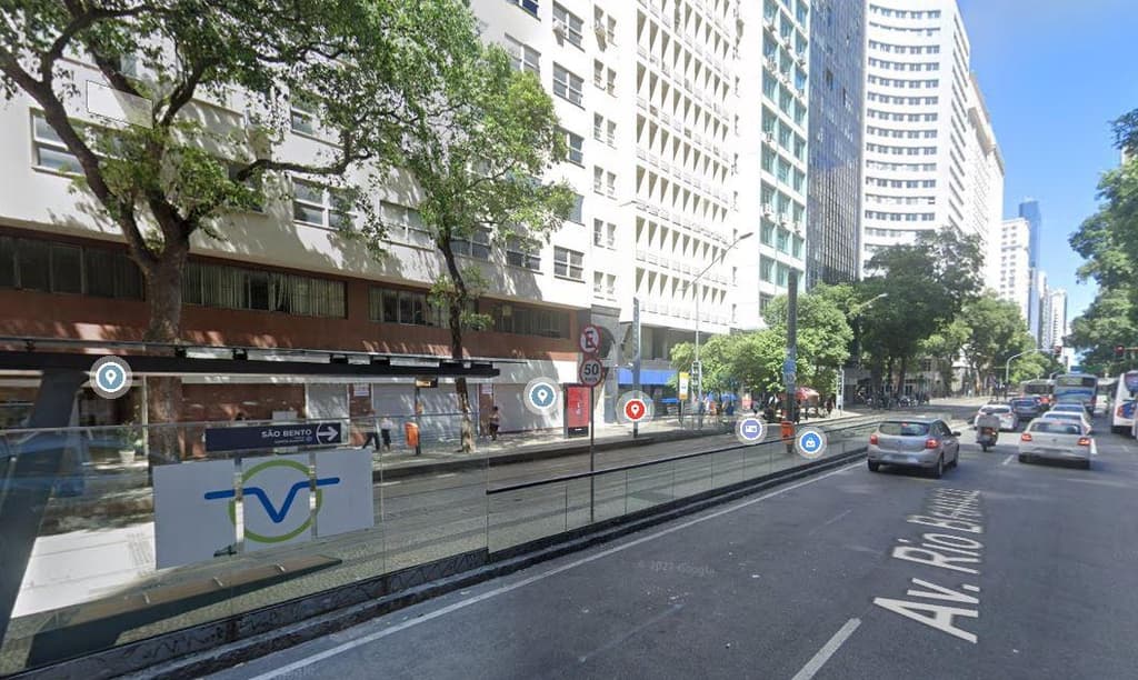Foto 3 de 4: Comercial em leilão em Rio De Janeiro - RJ, bairro Centro — Conjunto Comercial 577m² | Av. Rio Branco, 37 | 21º Andar | Vista Panorâmica e VLT na Porta: Oportunidade de Prestígio no Centro do Rio!