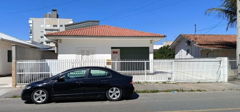 Casa em leilão em Tubarão - SC — Casa 171m², Ocupado, em Tubarão/SC