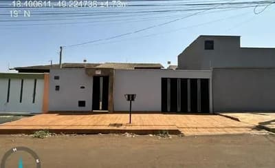 Casa em leilão em Itumbiara - GO — Casa de 132,75m2, com 3 quartos, em ITUMBIARA/GO.