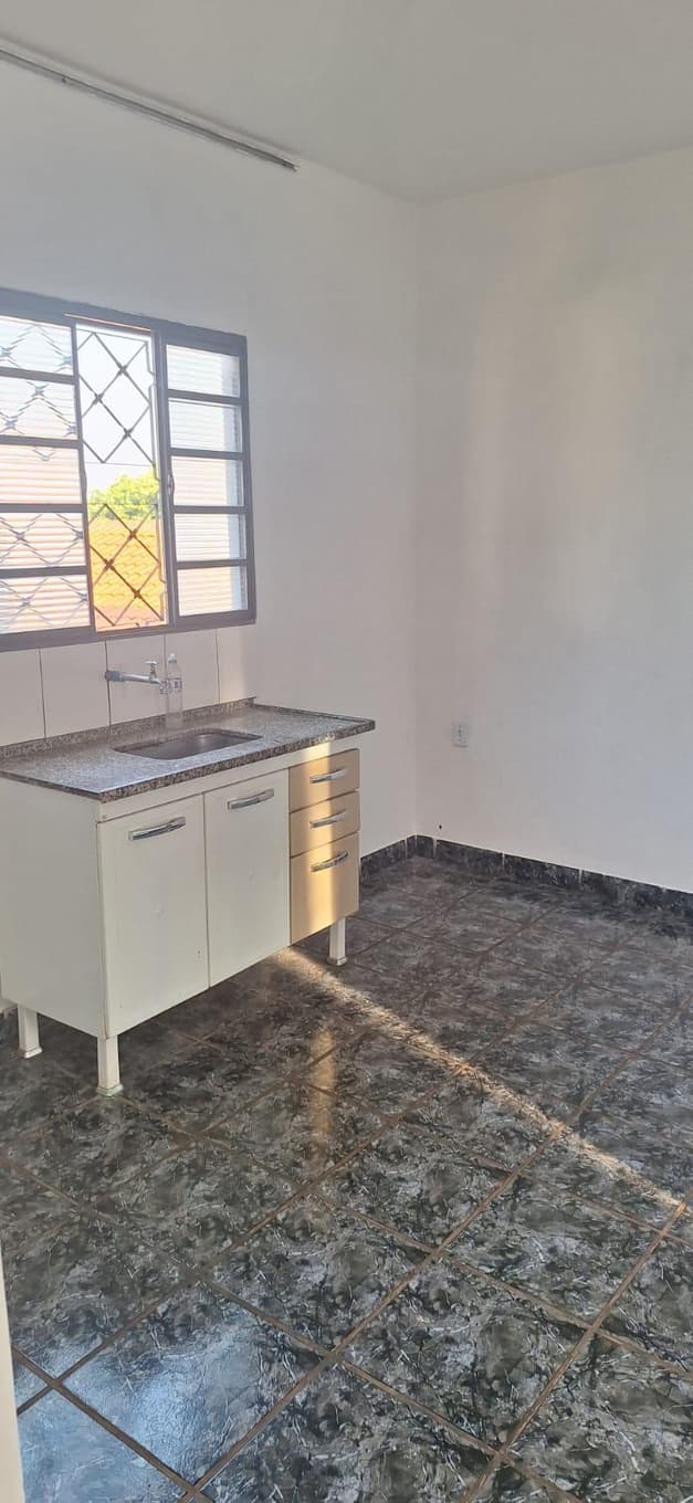 Foto 10 de 13: Terreno em leilão em Araraquara - SP — Imóvel Urbano com 57 m² de área construída e 368 m² de terreno