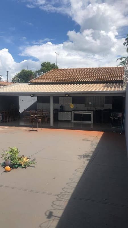 Foto 2 de 9: Casa em leilão em Goiatuba - GO — Casa, Ocupado, Goiatuba / GO (32% abaixo da avaliação)