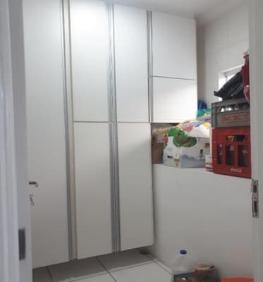 Foto 18 de 25: Casa em leilão em Santana De Parnaíba - SP, bairro Suru — Casa 283m² c/ Piscina | Condomínio New Ville, Santana de Parnaíba/SP | Terreno 343m² | Segurança 24h & Alto Padrão em Bairro Suru!