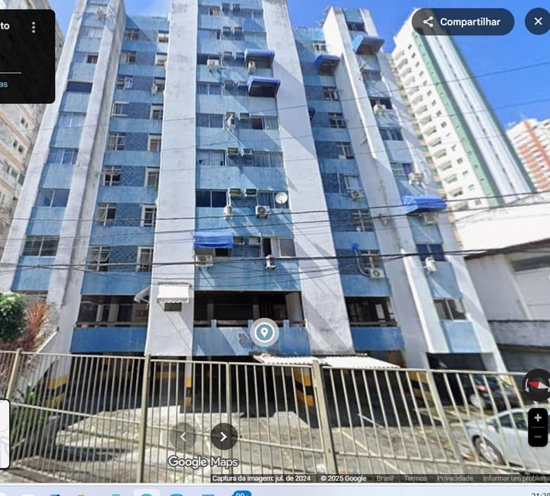 Apartamento em leilão em Salvador - BA — APARTAMENTO GRAÇA- ED. SANTA FÉ