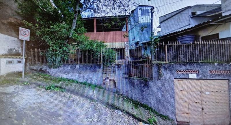 Terreno em leilão em Juiz De Fora - MG — Imóvel de 240m² em Juiz de Fora / MG