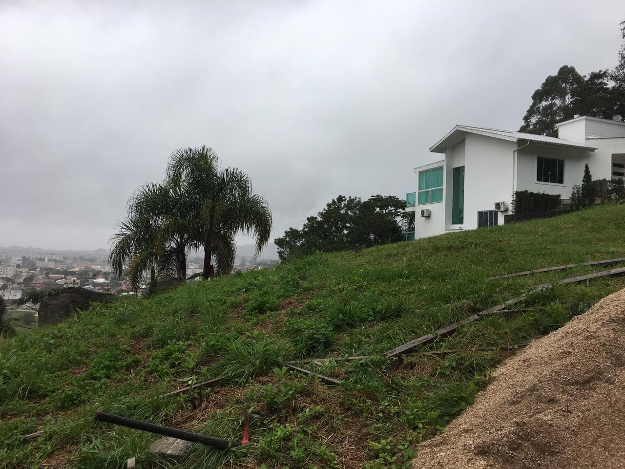 Foto 5 de 5: Terreno em leilão em Tubarão - SC — Terreno constituído pelo lote nº 03, com área de 614,03 M2, do LOTEAMENTO SOL NASCENTE, bairro São Bernardo em Tubarão-SC