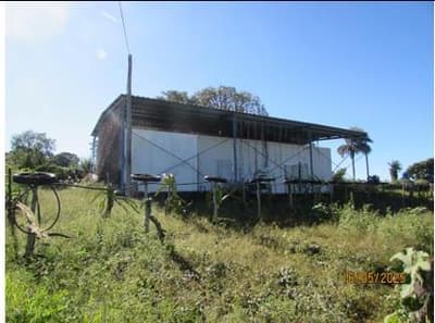 Foto 2 de 41: Area Rural em leilão em Cássia Dos Coqueiros - SP — IMOVEL - RURAL - SITIO com 16 hectares - ESTRUTURA COMPLETA - Perto do Asfalto na cidade de CÁSSIA DOS COQUEIROS