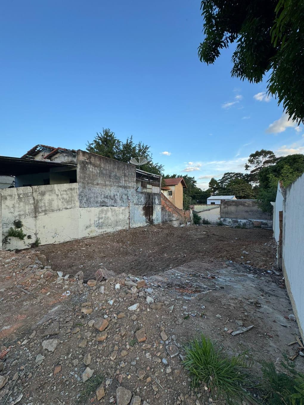 Foto 8 de 12: Terreno em leilão em Campinas - SP — TERRENO COM 340,60 m² NO JD. OLIVEIRA - CAMPINAS/SP