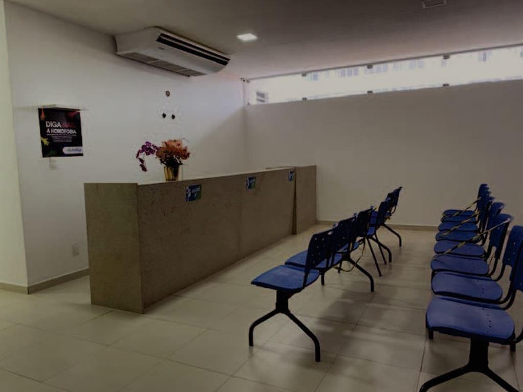 Foto 3 de 9: Comercial em leilão em João Pessoa - PB — Prédio com dois pavimentos situado na Avenida Getúlio Vargas