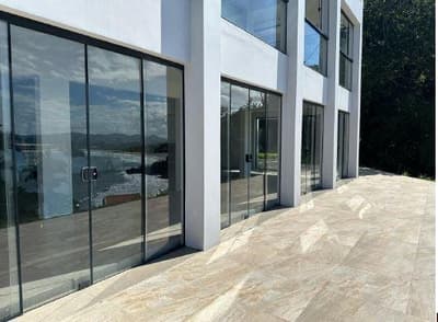 Foto 15 de 22: Terreno em leilão em Itajaí - SC, bairro Cabeçudas — Imóvel com A.T. 8.550m², 2 edificações com A.T.C. 1.620m², Cabeçudas, Itajaí/SC