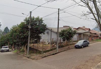 Foto 2 de 2: Casa em leilão em Montenegro - RS — Casa 298m², Senai, Montenegro/RS - Ocupada