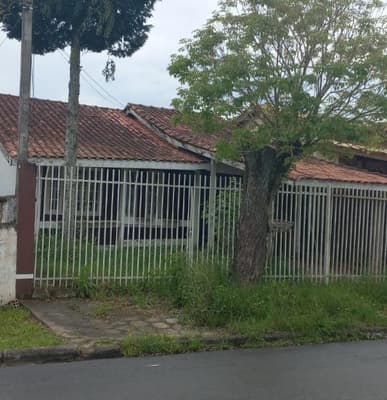 Foto 2 de 2: Casa em leilão em Curitiba - PR, bairro São Braz — Imóvel localizado no Conjunto Residencial Via Veneto II