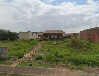 Foto 1 de 4: Terreno em leilão em Canoas - RS, bairro Guajuviras — Terreno 245m² com Construção Precária, Loteamento Paradis, Guajuviras, Canoas/RS