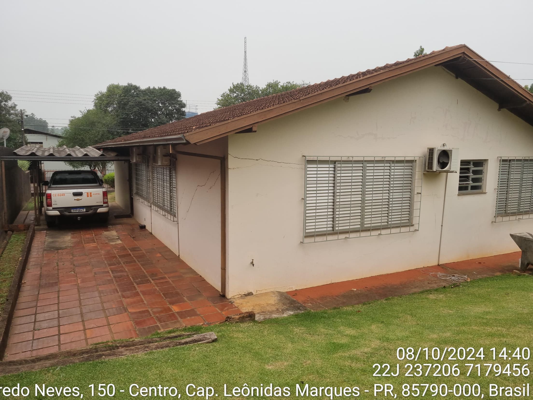 Foto 3 de 10: Casa em leilão em Capitão Leônidas Marques - PR — Casa 152m² Desocupada no Bairro Centro em Capitão Leonidas Marques/PR