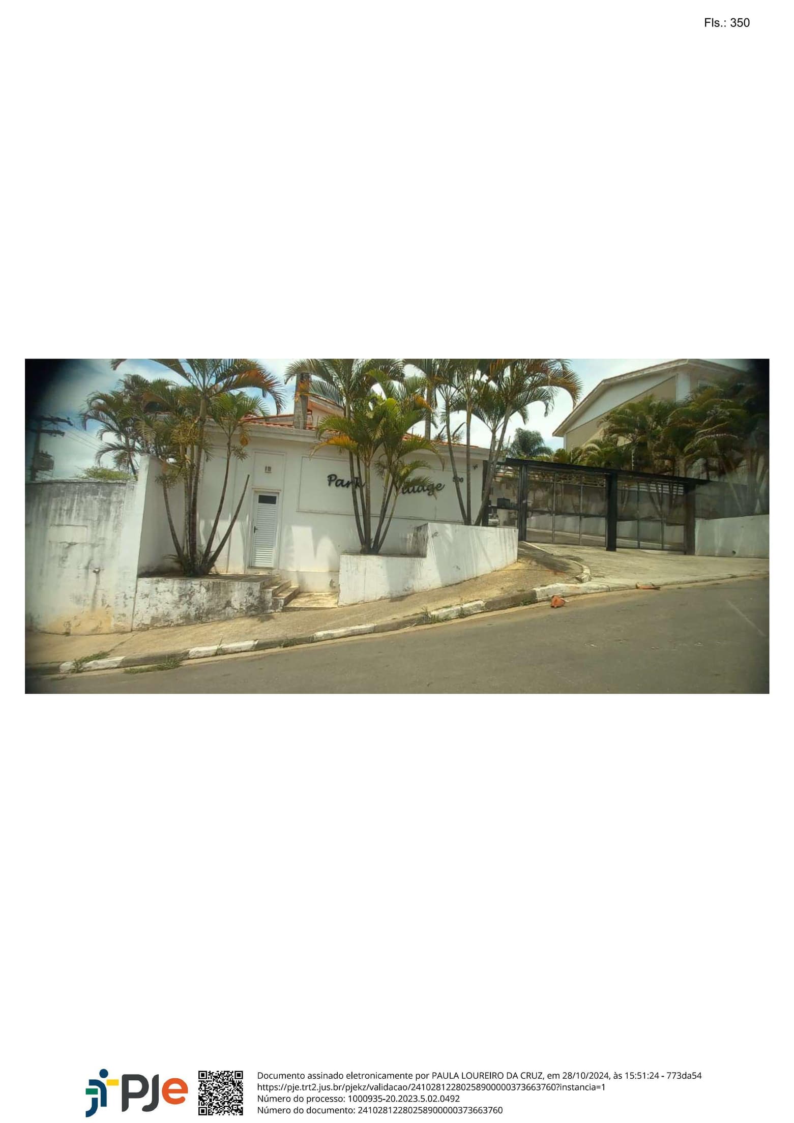 Foto 1 de 12: Casa em leilão em Suzano - SP, bairro Jardim Casa Branca — UMA UNIDADE AUTÔNOMA - CASA Nº 4 E VAGAS DE GARAGEM - CONDOMINIO RESIDENCIAL PARK VILLAGE