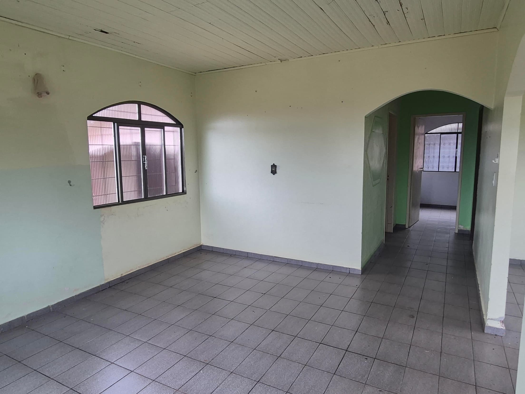 Foto 9 de 20: Casa em leilão em Toledo - PR, bairro Novo Sarandi — IMÓVEL RESIDENCIAL COM ÁREA DE 800 m² EM NOVO SARANDI TOLEDO/PR