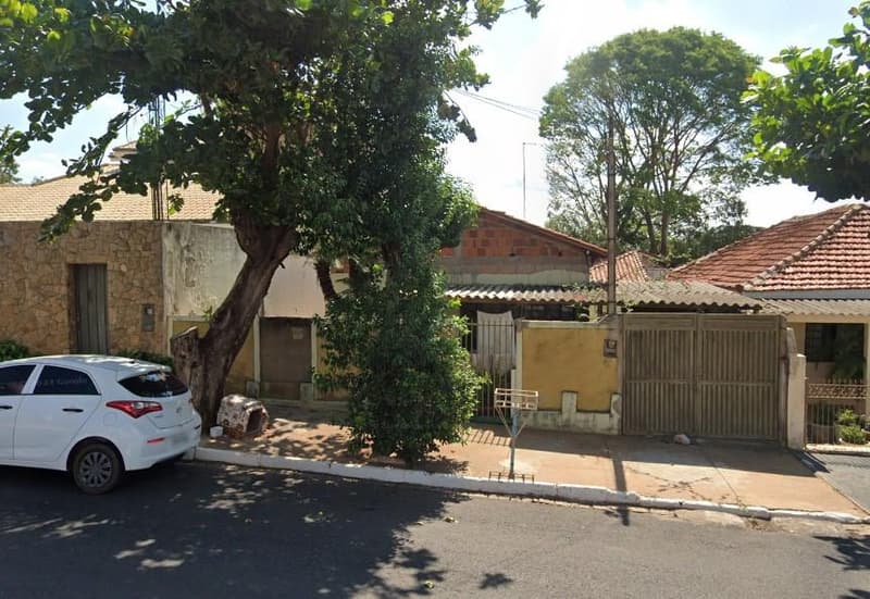 Terreno em leilão em Santo Anastácio - SP — Imóvel residencial com 95,81 m² de área construída