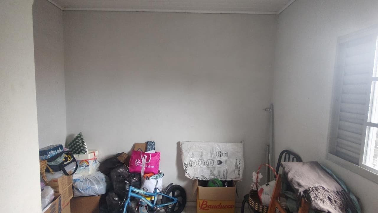 Foto 14 de 18: Terreno em leilão em Sarapuí - SP, bairro Vila Ana Maria — Casa, A.T. 262m², A.C. 127m²