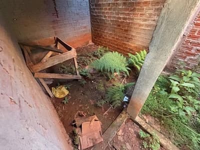 Foto 6 de 16: Terreno em leilão em Perobal - PR, bairro Jardim das Araucárias — Direitos sobre o lote de terras n° 21, matrícula n° 33.048, 2° CRI de Umuarama/PR