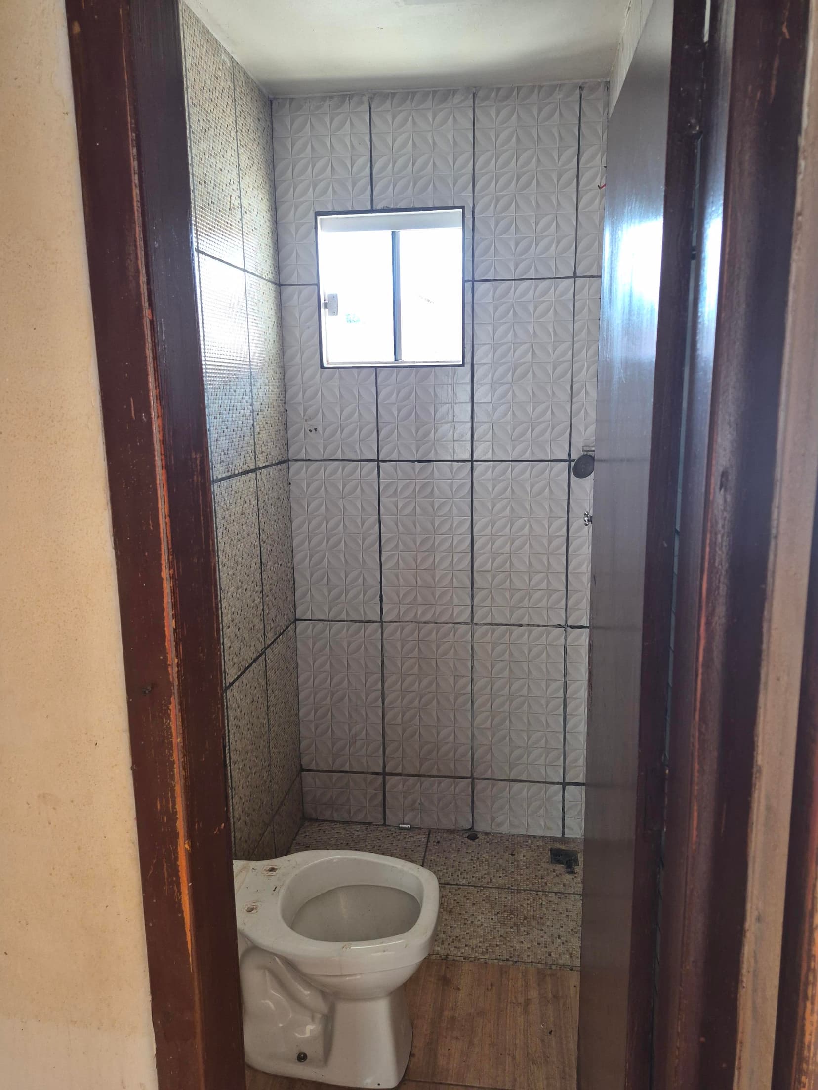 Foto 7 de 11: Casa em leilão em Toledo - PR, bairro Pinheirinho — IMÓVEL URBANO COM ÁREA TOTAL DE 225,00 M2 EM TOLEDO-PR
