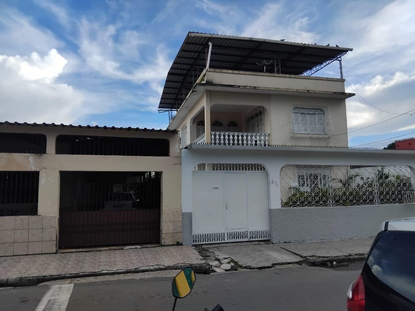 Foto 2 de 3: Casa em leilão em Manaus - AM — Casa 300m², Santo Antonio, Manaus/AM - Ocupada