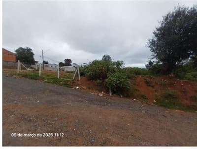 Foto 5 de 11: Terreno em leilão em Ponta Grossa - PR, bairro Jardim Carvalho — Terreno urbano com área total de 5.808,00, sem benfeitorias, ocalizado na Rua Souza Franco, s/n, Bairro: Jardim Carvalho, Ponta Grossa/PR.
