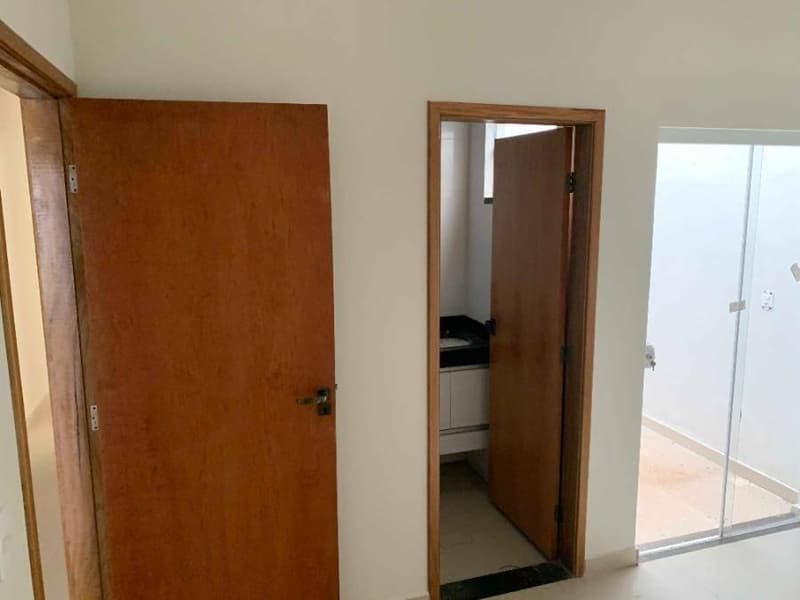 Foto 19 de 25: Casa em leilão em Uberlândia - MG, bairro Jardim Canaã I — Casa, Uberlândia / MG
