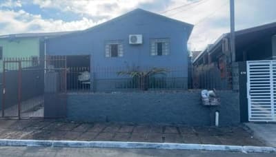Foto 5 de 5: Casa em leilão em Gravataí - RS, bairro Cohab C — Casa 193m² (Conforme IPTU) e Terreno 255m² | Gravataí/RS | COHAB C | Excelente p/ Investidor ou Moradia!